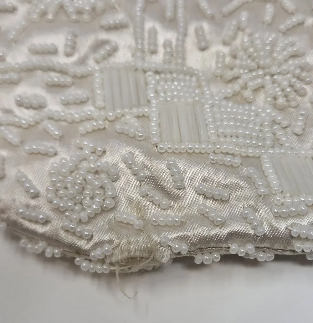 Vintage La Regale Beaded Evening Purse‎ Ivory Satin Kiss Lock Hong Kong Wedding